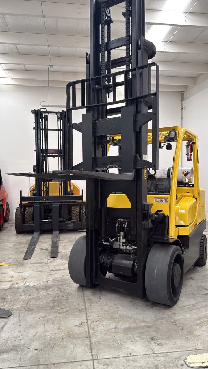 Hyster Montacargas Hyster 15,500 lb